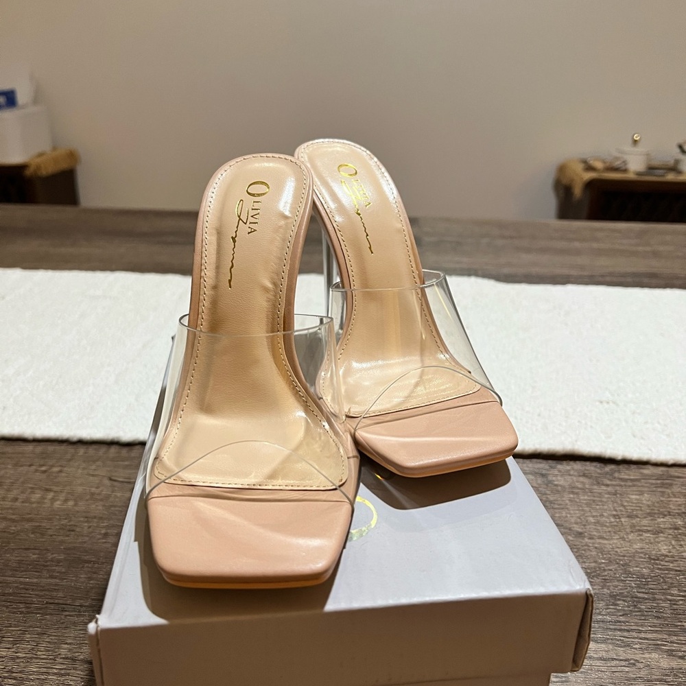 Elegant Clear and Nude Glass Heel Shoes
